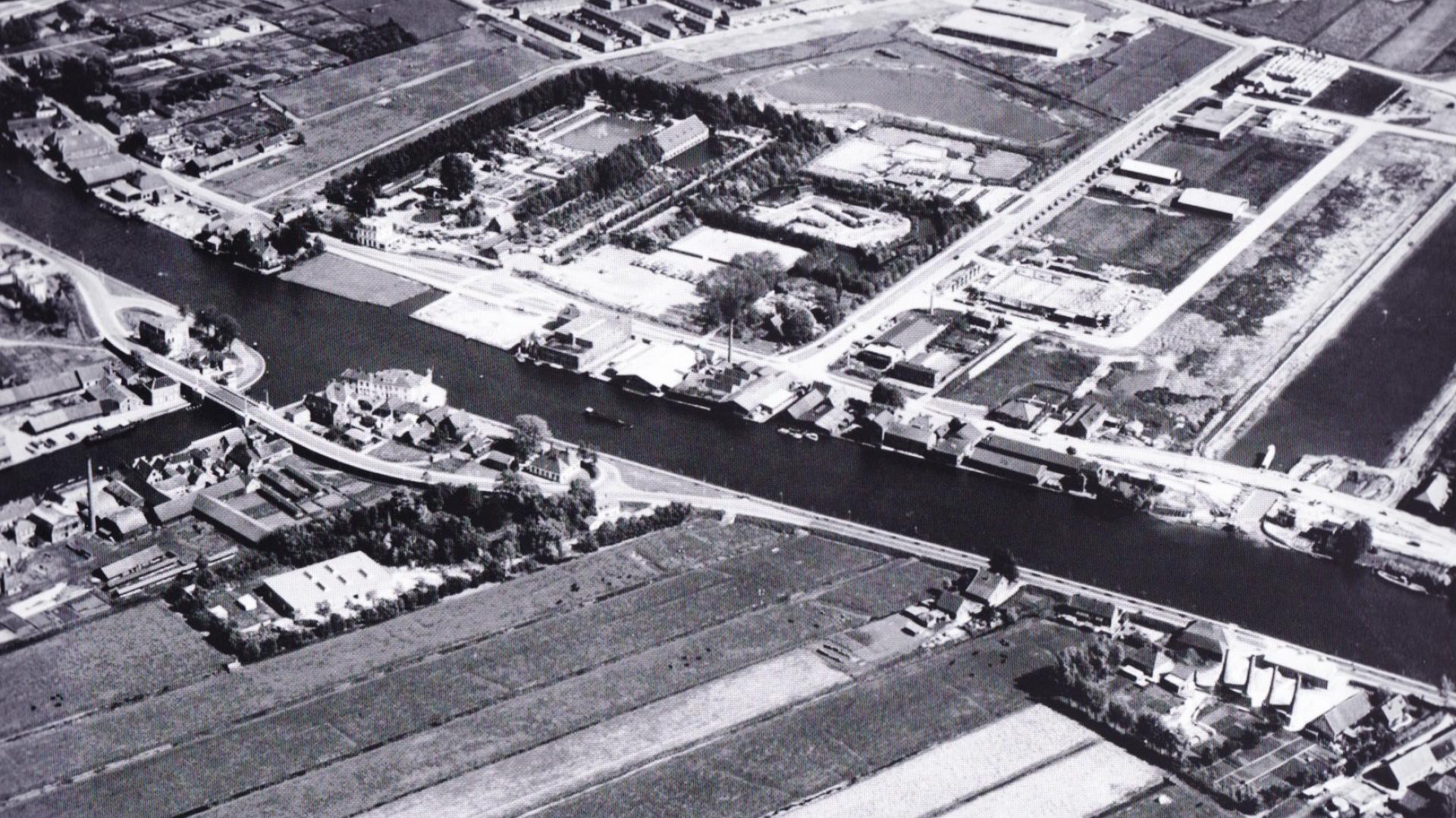 1966 Alphen Gnephoek Hoorn Zeeheldenbuurt 1960 luchtfoto.jpg